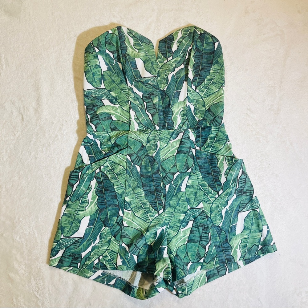 Palm Leaf Print Strapless Romper